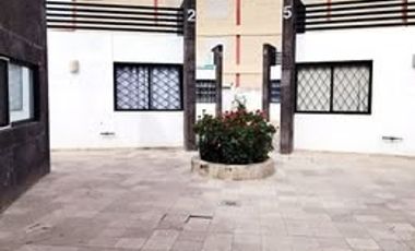 Oficina o consultorio en renta, Avenida Guerrero 1688, frente a parque Irekua,