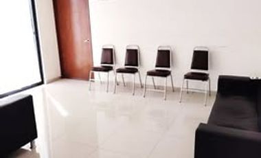 Oficina o consultorio en renta, Avenida Guerrero 1688, frente a parque Irekua,