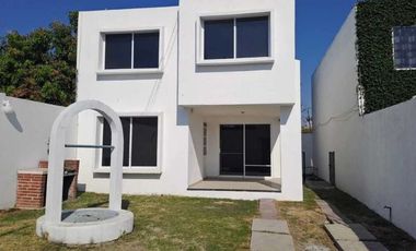 CASA EN RENTA EN COL. PLAN DE AYALA