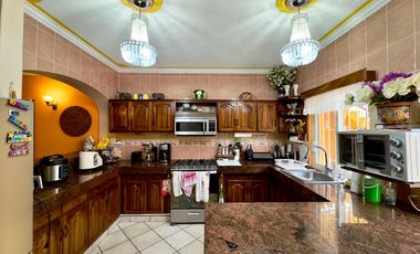 Casa Yvon