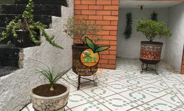 CASA GRANDE CON LOCAL EN AVENIDA COL. LAZARO CARDENAS, GUADALAJARA