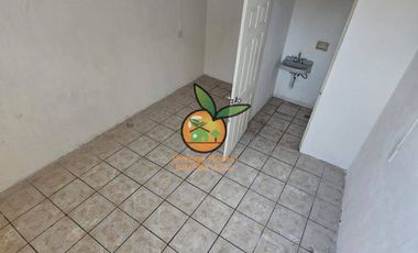 CASA GRANDE CON LOCAL EN AVENIDA COL. LAZARO CARDENAS, GUADALAJARA