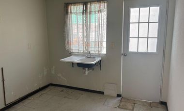 Casa en venta en Valle San Pedro, Secc. Urbi Villas del Campo Tecámac