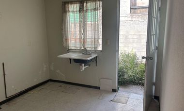 Casa en venta en Valle San Pedro, Secc. Urbi Villas del Campo Tecámac