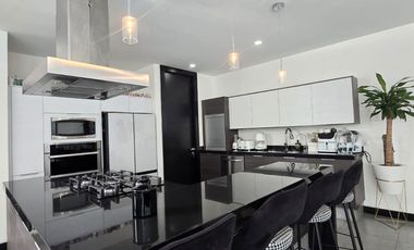 Casa en venta en fraccionamiento Valle Imperial