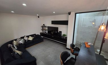 Casa en venta en fraccionamiento Valle Imperial