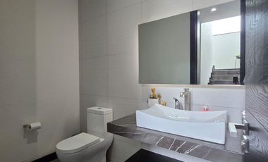 Casa en venta en fraccionamiento Valle Imperial