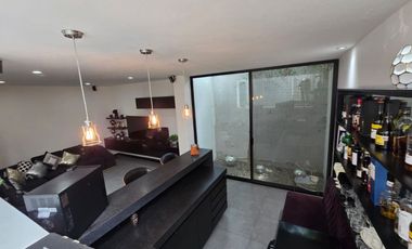 Casa en venta en fraccionamiento Valle Imperial