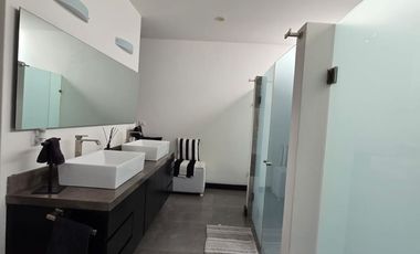 Casa en venta en fraccionamiento Valle Imperial