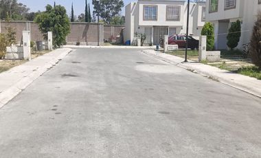 Venta de casa en Fraccionamiento Jardines del Lago, Zumpango, Estado de México.