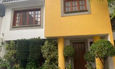 Venta casa en condominio en Av Toluca