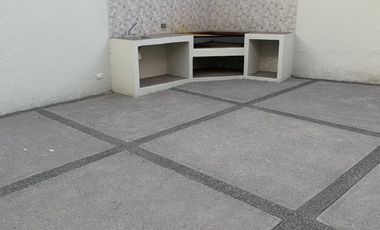CASA CON RECAMARA EN PLANTA BAJA
