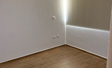 CASA CON RECAMARA EN PLANTA BAJA