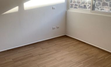 CASA CON RECAMARA PLANTA BAJA ZIBATA
