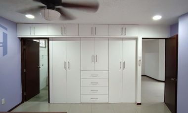 Casa remodelada en venta en el barrio Centenario - Sur de Guayaquil