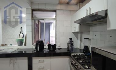 Casa remodelada en venta en el barrio Centenario - Sur de Guayaquil