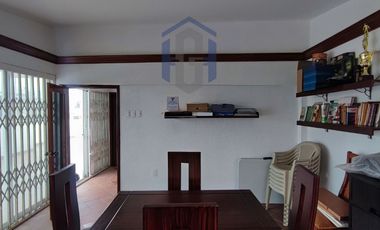 Casa remodelada en venta en el barrio Centenario - Sur de Guayaquil