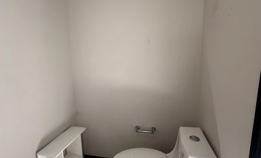 Casa en renta, amplia y luminosa en fraccionamiento exclusivo, a una cuadra de Costco y Galerías Metepec