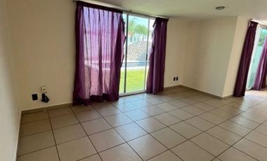 RENTO CASA EN FRACC SITIO DEL SOL CON TODOS LOS SERVICIOS