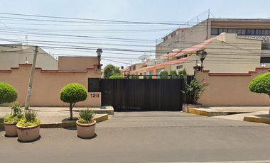 Venta de Hermosa Casa en Coapa, CDMX.