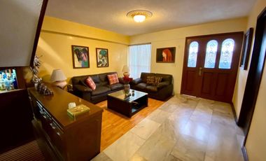 CASA EN VENTA EN JARDINES DE LOS ARCOS, GUADALAJARA JALISCO