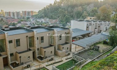 Townhouse en sector Punta del Este, Lonco.