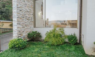 Townhouse en sector Punta del Este, Lonco.