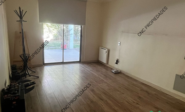 Venta de Casa amplia con piscina.