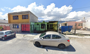 Casa en Venta; REMATE BANCARIO !!; C. Zacate, Loma Linda, Saltillo, Coahuila de Zaragoza