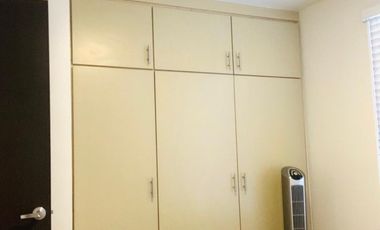 🏡 Departamento Ejecutivo Amueblado en Renta – La Rioja Residencial