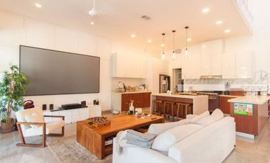 ELEGANTE CASA DENTRO DEL EXCLUSIVO DESARROLLO DE PUERTO AVENTURAS