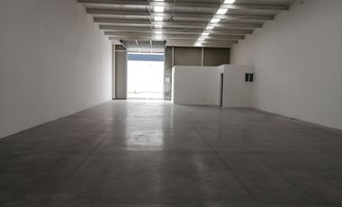 Bodega en Venta en Querétaro por Parque Industrial Benito Juárez y Avenida 5 de Febrero. 223 m2