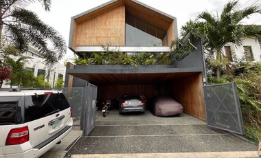 Merville Park, Parañaque | Stylish Modern HouseFor Sale (Designed by BAAD Studio)