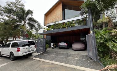Merville Park, Parañaque | Stylish Modern HouseFor Sale (Designed by BAAD Studio)