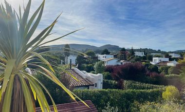 HERMOSA PROPIEDAD EN ARRIENDO DIARIO DE TEMPORADA 5 DORMITORIOS 4 BAÑOS