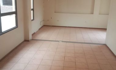 EN ALQUILER O VENTA AMPLIO INMUEBLE EN AV. CENTENARIO-CUSCO