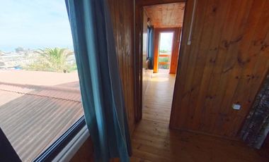 VENTA UNA CASA Y UN DEPTO. CON VISTA AL MAR EN CONCON 199.000.000
