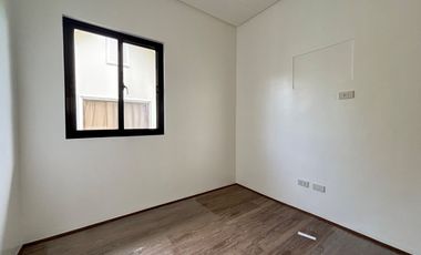 Single Attached House for Sale in Grand Parkplace Village, Imus, Cavite