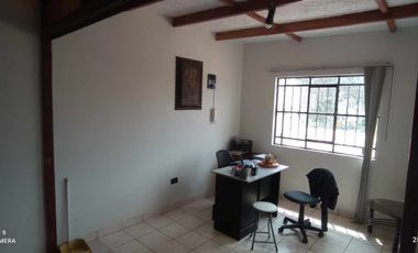 VENDO CASA FRENTE A PARQUE en San Juan de Miraflores