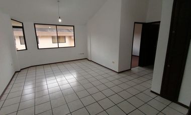 Conocoto, vendo departamento de 110m2 en conjunto, 3 dormitorios y estacionamiento