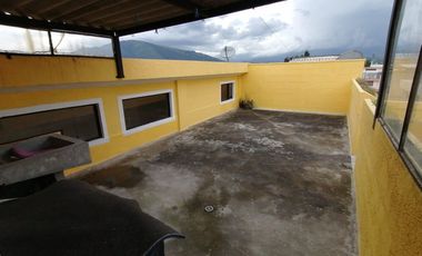 Conocoto, vendo departamento de 110m2 en conjunto, 3 dormitorios y estacionamiento