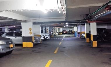 VENDO BONITO Y AMPLIO APARTAMENTO EN CIUDAD SALITRE, BOGOTA