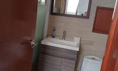 LAGO ESMERALDA, CONJUNTO CERRADO, SEGURIDAD 24 HS CALLE BRUMA. BONITA Y COMODA CASA