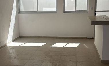 OPORTUNIDAD UNICA DE CASA EN COL LA JOYA $930,000