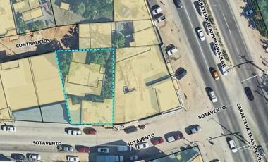 Atractiva Casa con Locales Comerciales en Venta – San José del Cabo