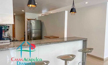 Terraza con jacuzzi y acceso directo al jardín