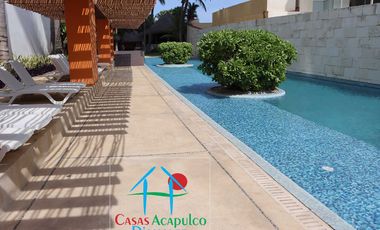 Terraza con jacuzzi y acceso directo al jardín