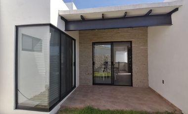 💡 Espaciosa, luminosa y lista para vivir – ¡Tu casa en Tequisquiapan te espera! 🏡✅