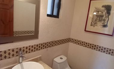 🌿 Tu Refugio Ideal con Jardines, Alberca y Casa de Visitas 🏡💦 Casa en VENTA Granjas Tequisquiapan 🌺