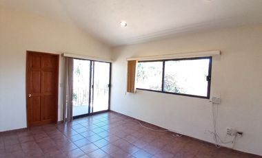 🌿 Tu Refugio Ideal con Jardines, Alberca y Casa de Visitas 🏡💦 Casa en VENTA Granjas Tequisquiapan 🌺